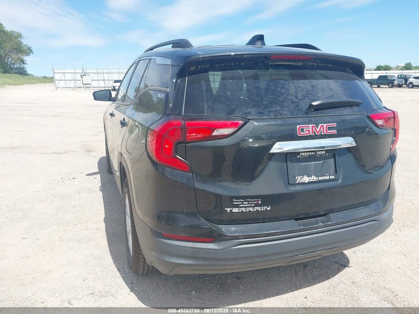 2018 GMC TERRAIN auction photo 3