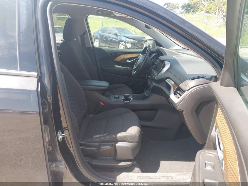 2018 GMC TERRAIN auction photo 5