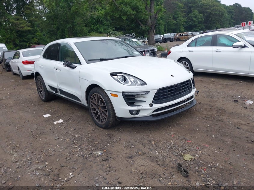 Vin: wp1ab2a57jlb37262, lot: 45850766, porsche macan s 2018 img_1