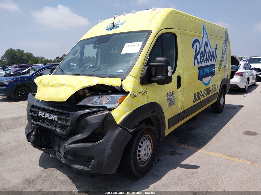 Vin: 3c6lrvdg4se554795, lot: 45850812, ram promaster 2500 tradesman high roof 159 wb w/pass seat 20252