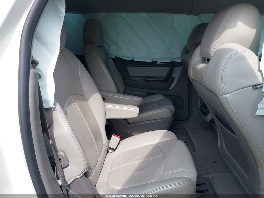 2013 GMC ACADIA auction photo 8