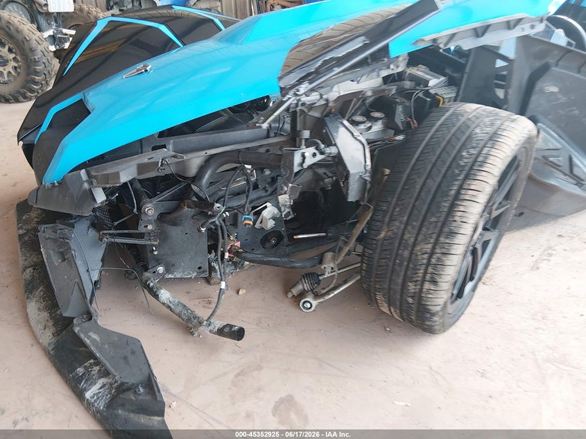 2020 POLARIS SLINGSHOT auction photo 6