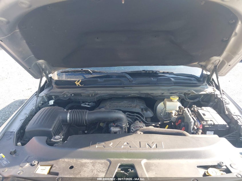 2019 RAM 1500 PICKUP 5.7L V-8 VVT, 395HP