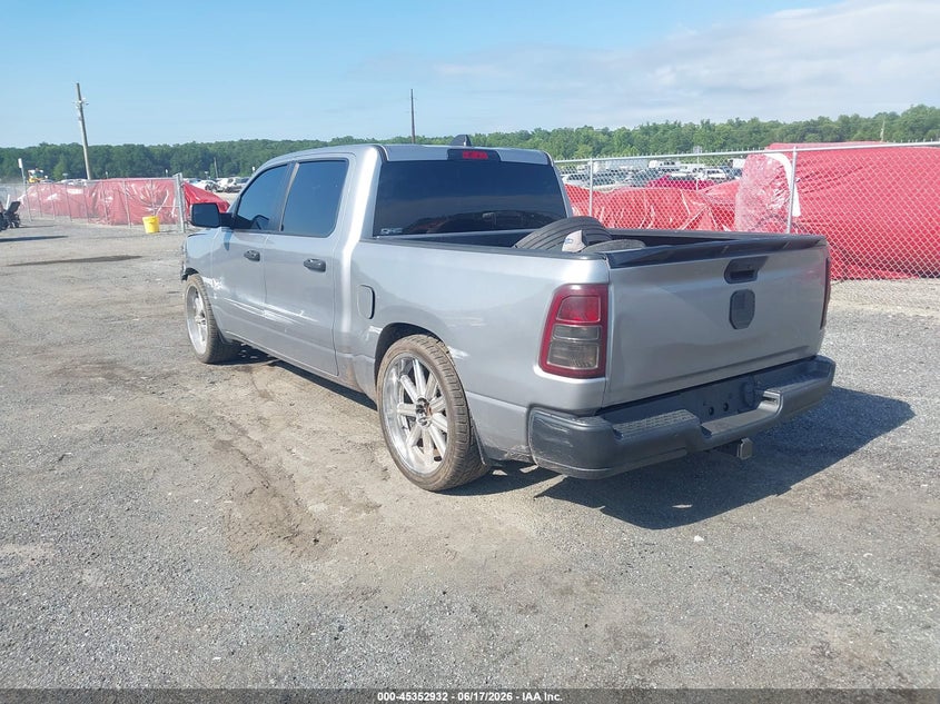 2019 RAM 1500 — zdjęcie 3