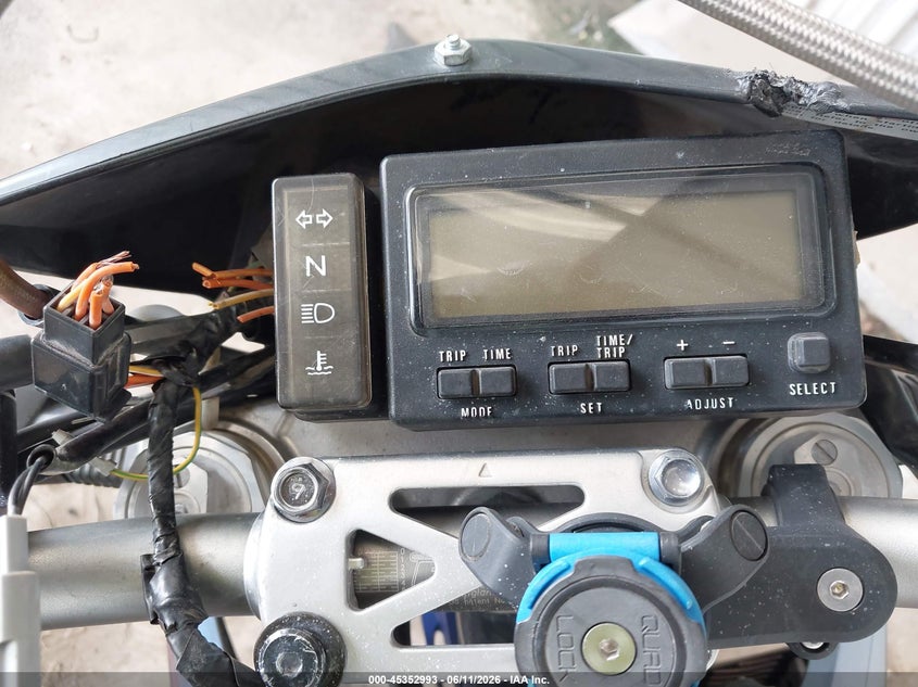 2007 Suzuki Dr-Z400 Sm VIN: JS1SK44A472101175 Lot: 45352993