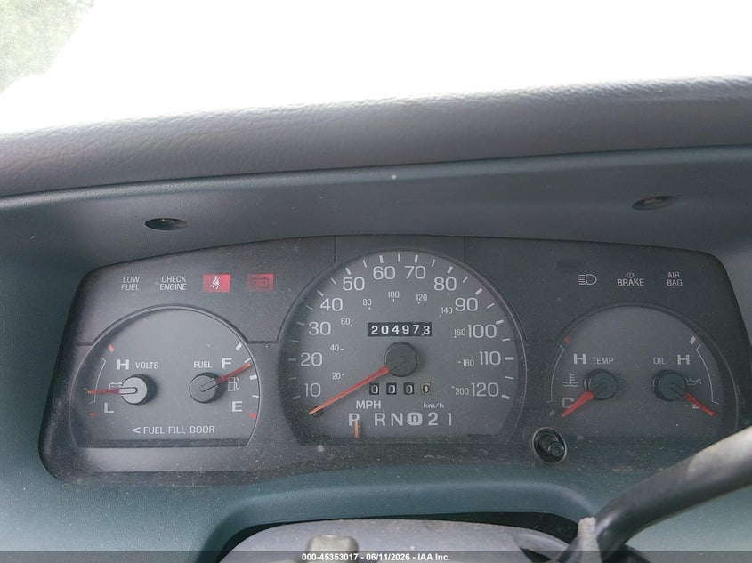2000 Mercury Grand Marquis Gs VIN: 2MEFM74W8YX624596 Lot: 45353017