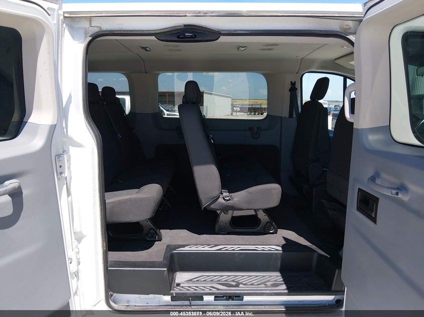 AtlanticExpress - Ford Transit-150