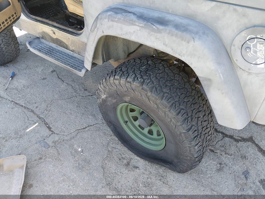 1997 JEEP WRANGLER auction photo 6