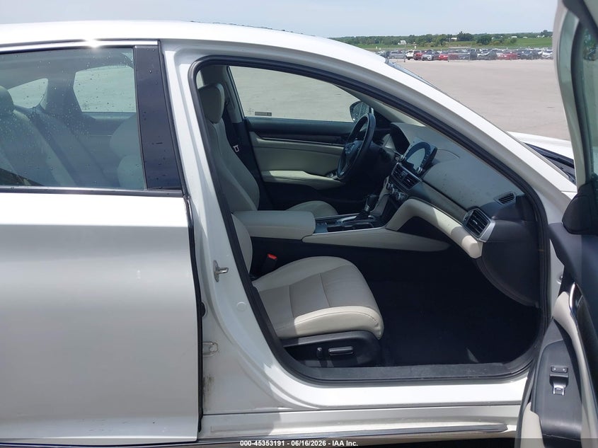 VIN 1HGCV1F60JA170100 2018 HONDA ACCORD EX-L