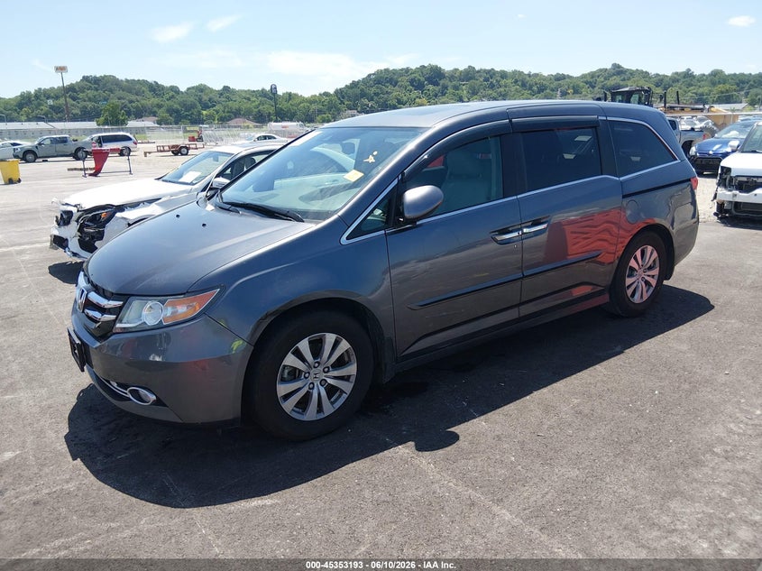 2017 HONDA ODYSSEY auction photo 2