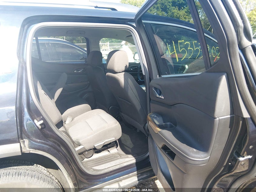 2021 GMC ACADIA auction photo 8