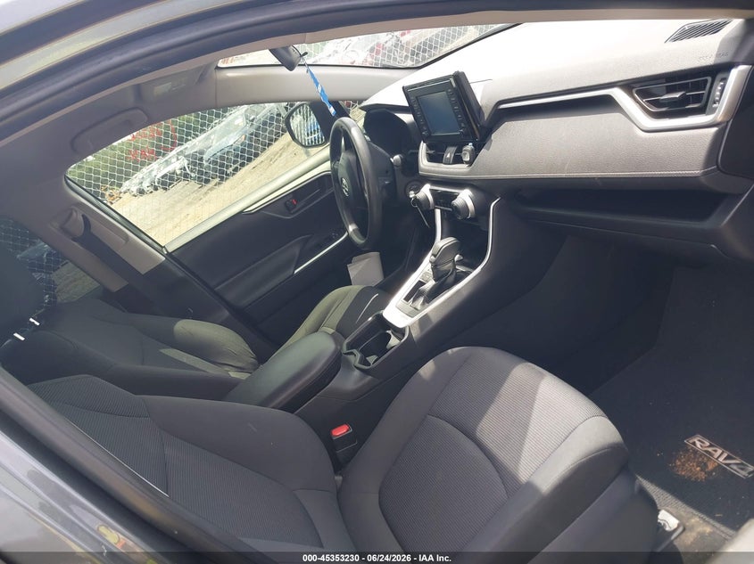 TOYOTA RAV4 - zdjęcie 5