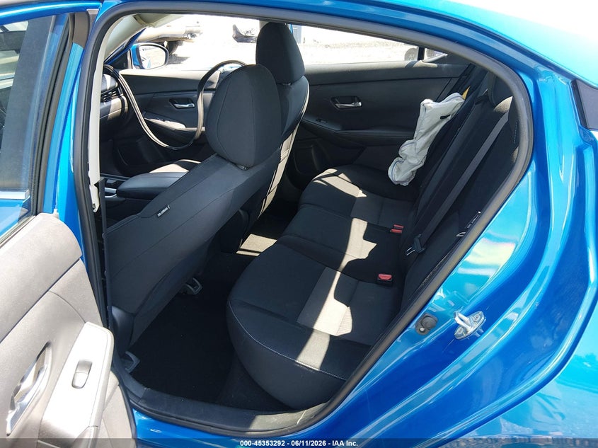 2021 NISSAN SENTRA auction photo 8