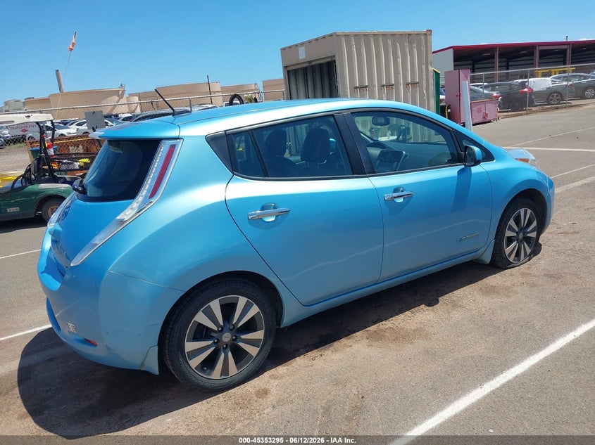 2015 NISSAN LEAF auction photo 4