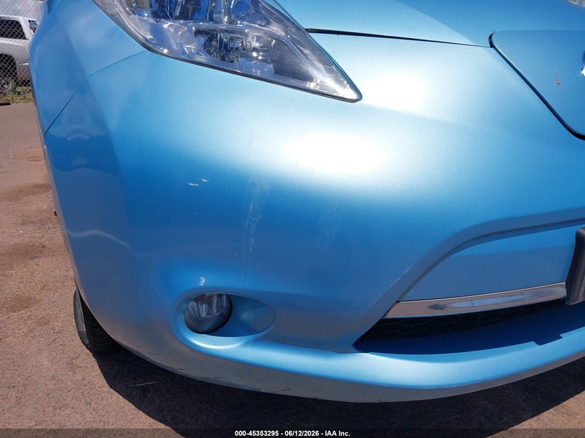 2015 NISSAN LEAF auction photo 6