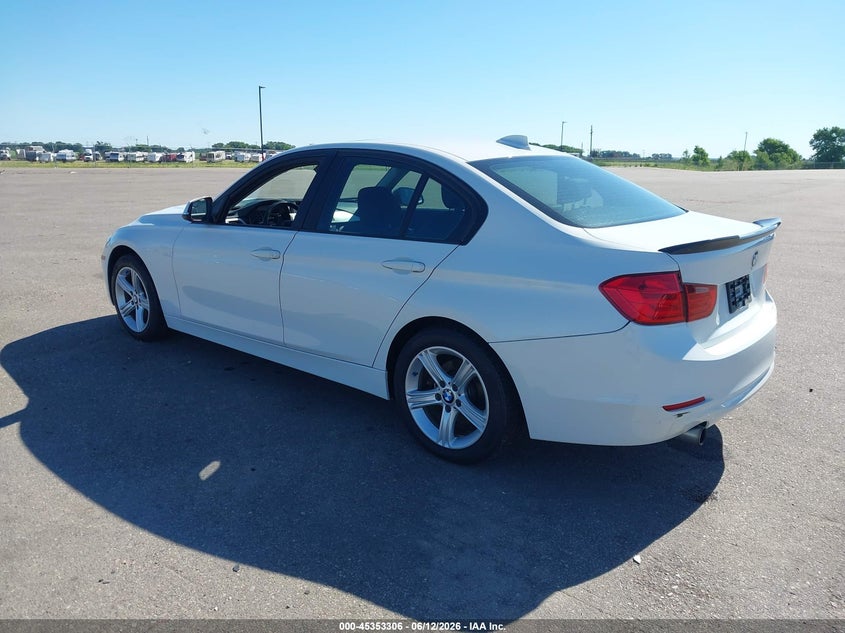 Vin: wba3c3g51enr25904, lot: 45851253, bmw 320i xdrive 20143