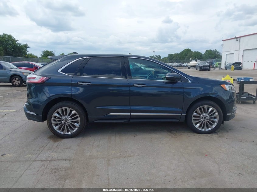 VIN 2FMPK4K90PBA00242 2023 FORD EDGE TITANIUM