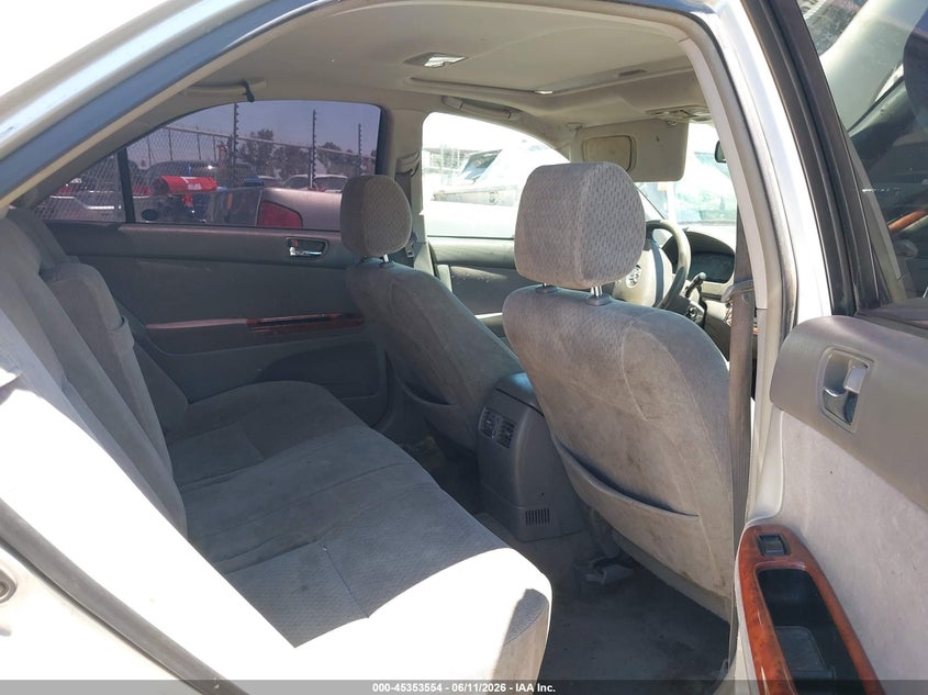 2002 TOYOTA CAMRY auction photo 8
