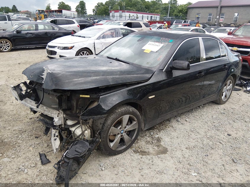 2007 BMW 530XI auction photo 2