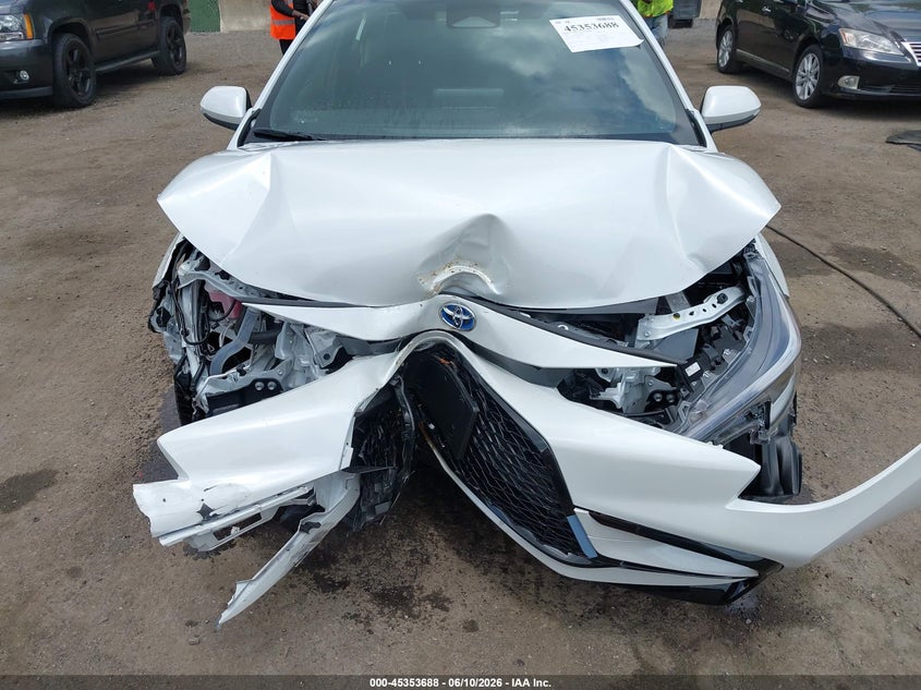 2025 TOYOTA COROLLA auction photo 6
