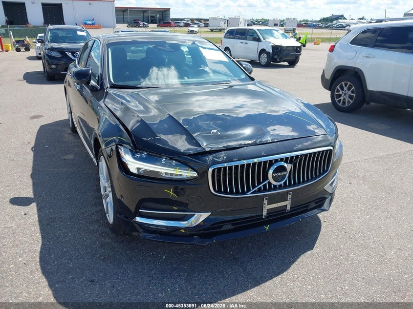 2017 Volvo S90 T6 Inscription VIN: YV1A22ML1H1013905 Lot: 45353691