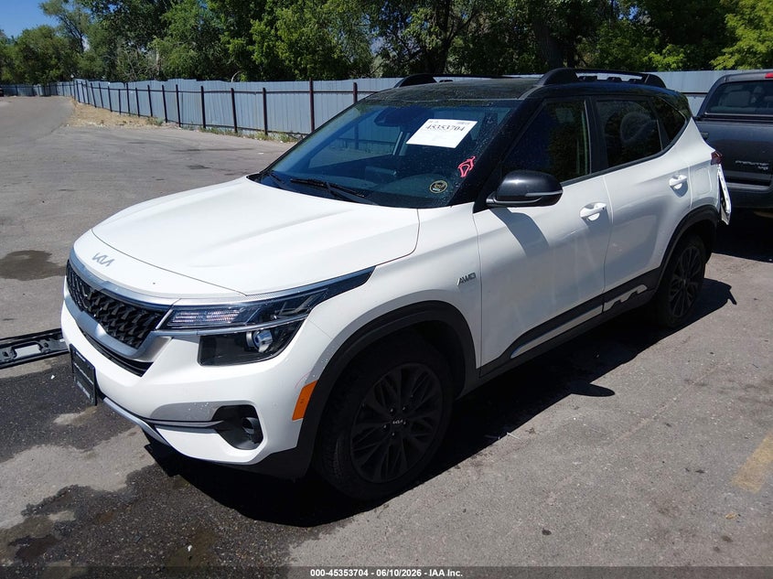 KNDEUCA22N7294169 2022 Kia Seltos Nightfall Edition photo 1