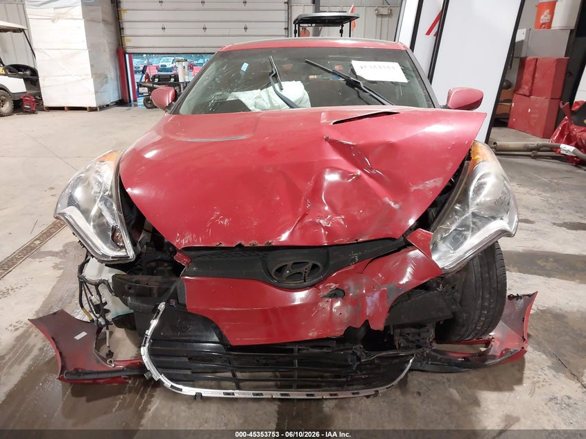 2014 Hyundai Veloster Base W/Red VIN: KMHTC6AD6EU190553 Lot: 45353753