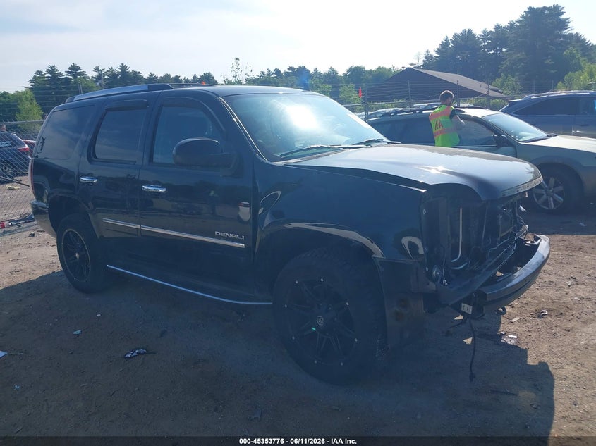 2012 GMC YUKON auction photo 1