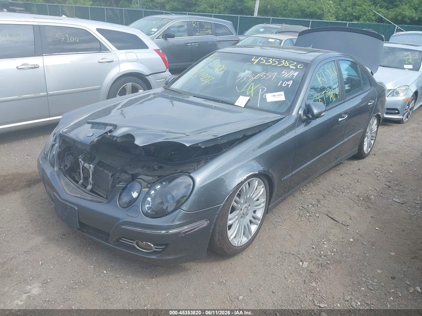 2008 Mercedes-Benz E 550 WDBUF72X48B323985 photo 1
