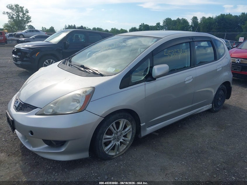 2011 Honda Fit Sport JHMGE8H57BC017392 photo 1