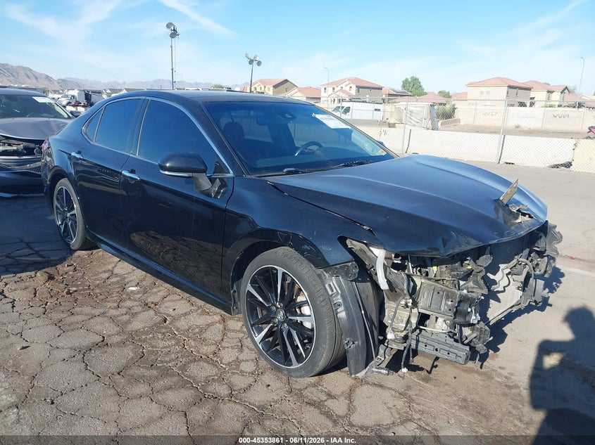 2020 TOYOTA CAMRY XSE