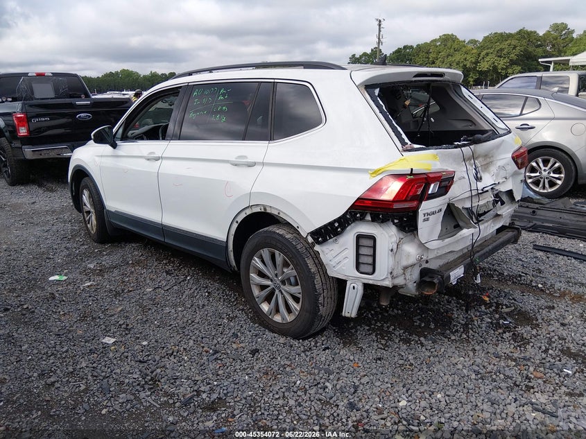 2018 VOLKSWAGEN TIGUAN auction photo 3