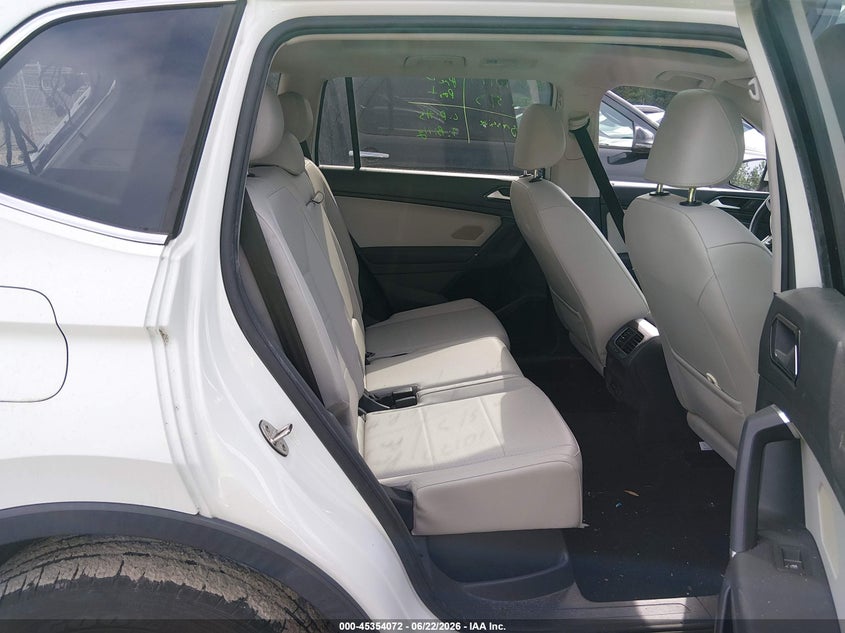 2018 VOLKSWAGEN TIGUAN auction photo 8