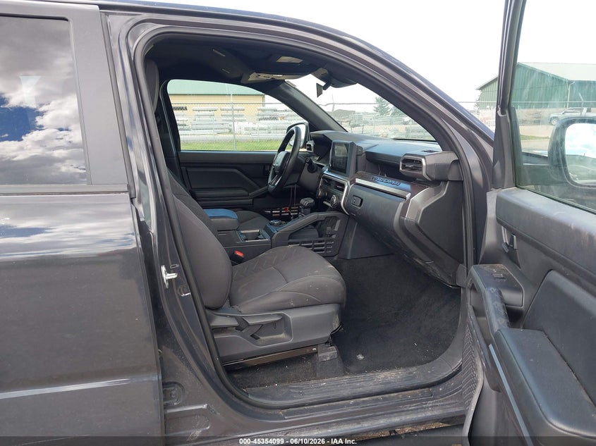 2024 TOYOTA TACOMA auction photo 5