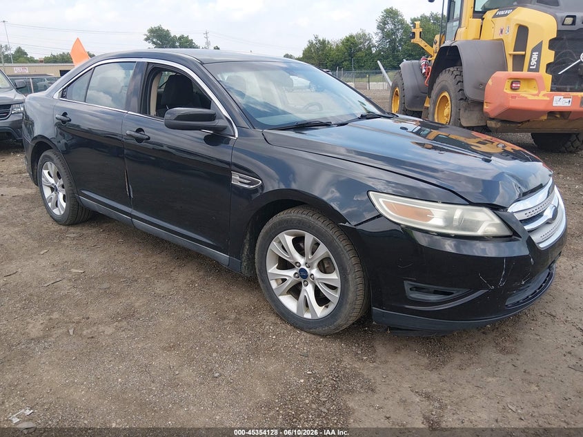1FAHP2HW3AG132347 FORD TAURUS Photo 1