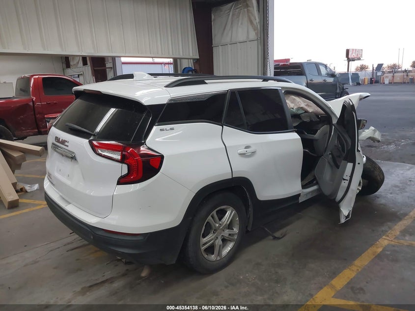 2023 GMC TERRAIN auction photo 4