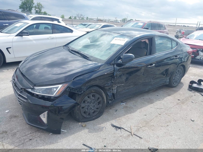 2020 HYUNDAI ELANTRA auction photo 2