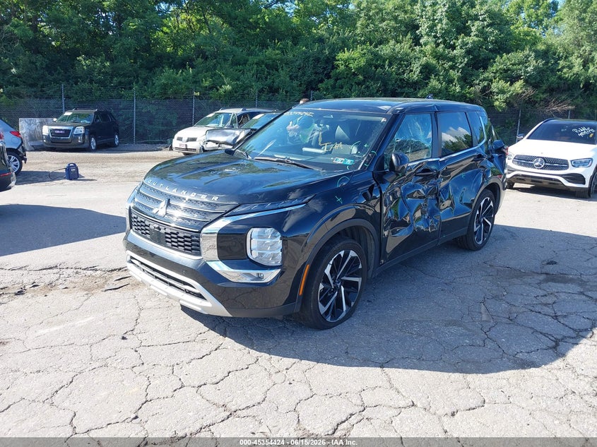 2024 MITSUBISHI OUTLANDER auction photo 2