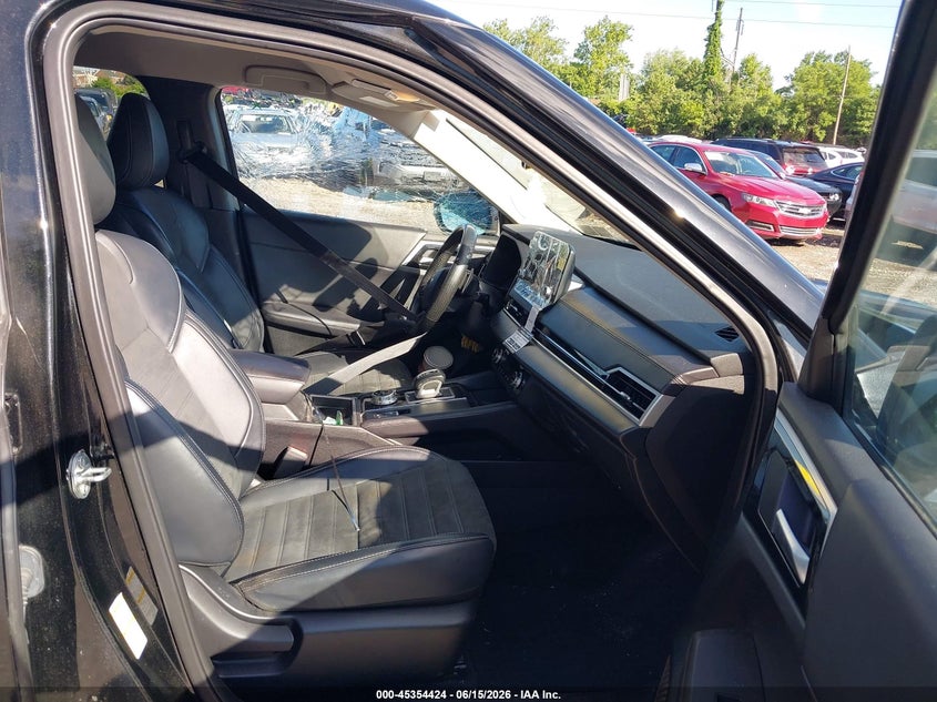 2024 MITSUBISHI OUTLANDER auction photo 5
