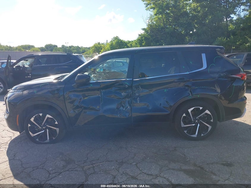 2024 MITSUBISHI OUTLANDER auction photo 6