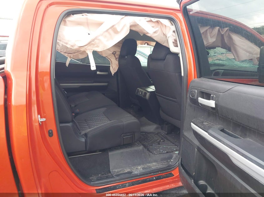 2018 TOYOTA TUNDRA auction photo 8