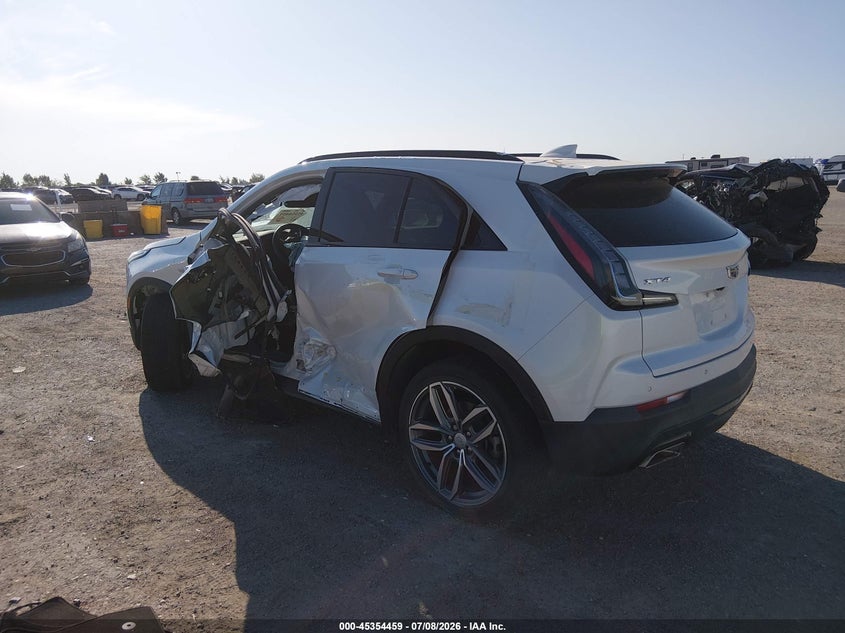 Vin: 1gyfzer41nf105602, lot: 45852406, cadillac xt4 fwd sport 20223
