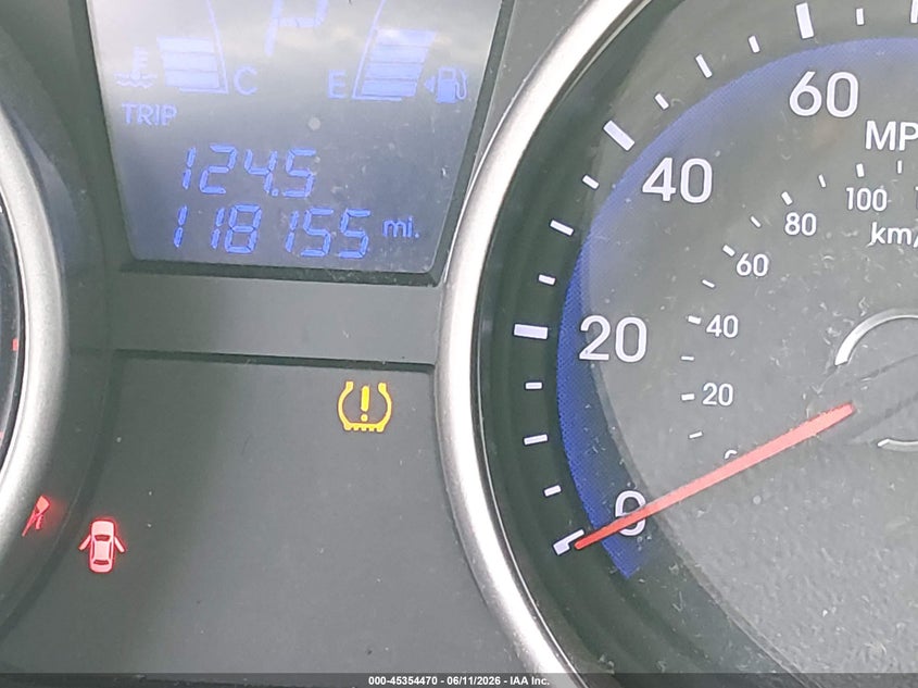 HYUNDAI TUCSON 2011 VIN KM8JUCAC5BU186936