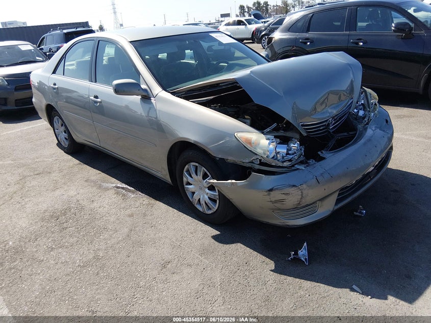 2005 Toyota Camry Le