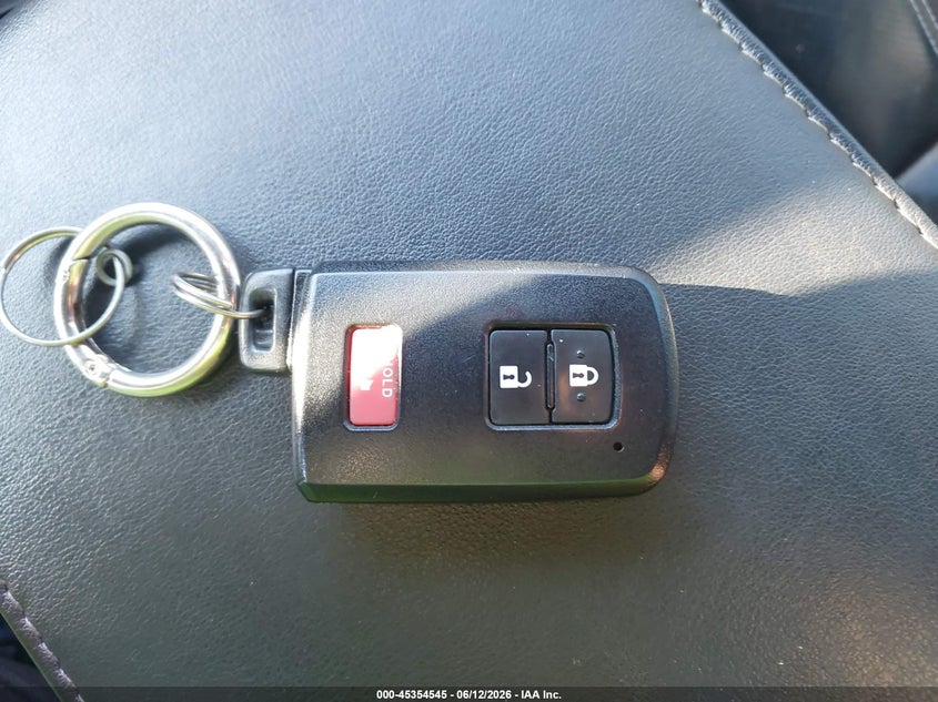 2016 LEXUS ES 350 — Photo 11