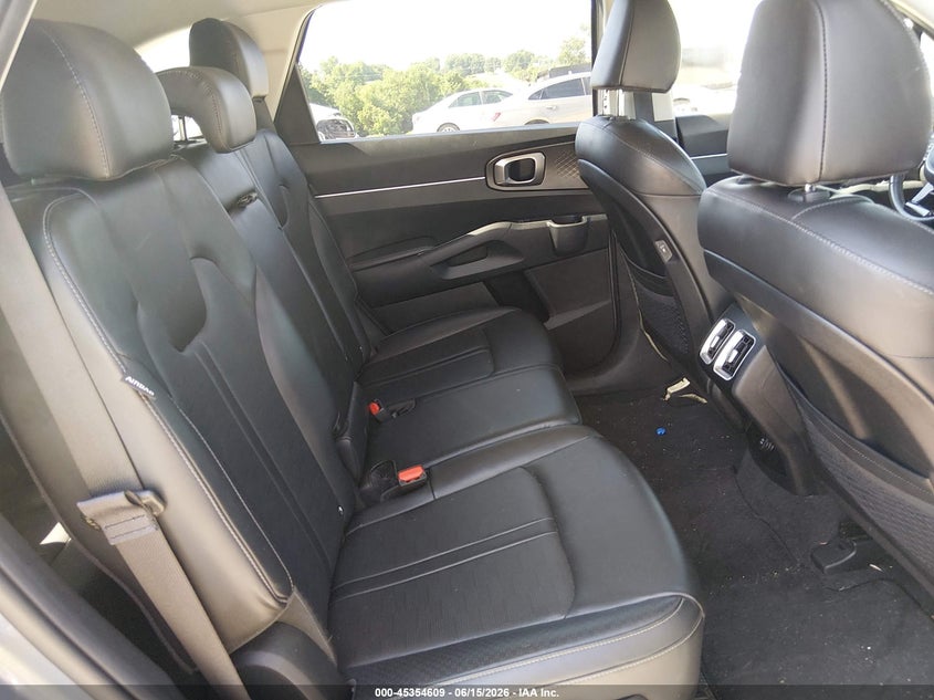 2025 KIA SORENTO auction photo 8