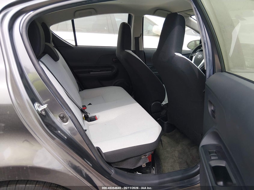 2015 Toyota Prius C One VIN: JTDKDTB35F1099472 Lot: 45354640