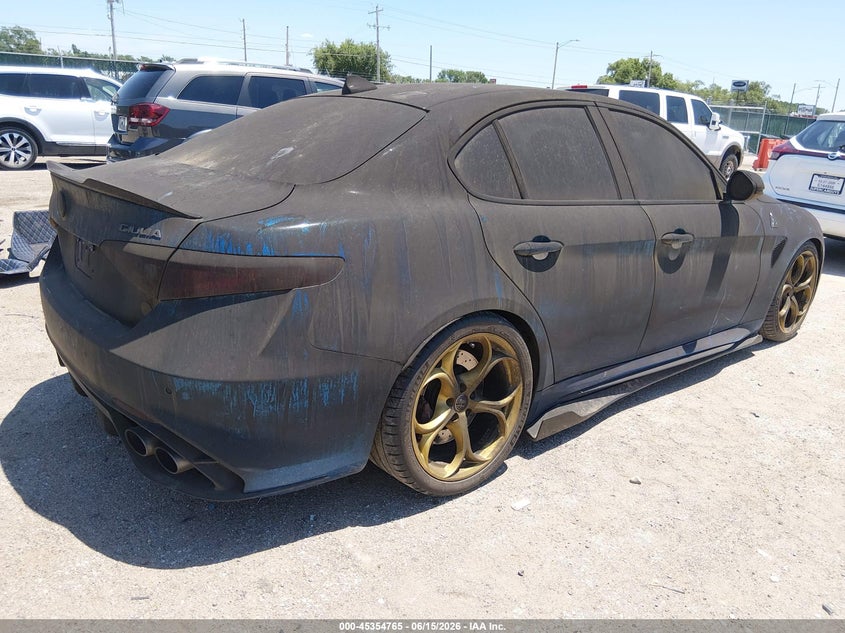 2018 ALFA ROMEO GIULIA auction photo 4