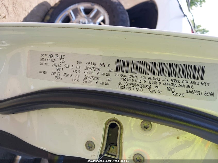 RAM 2500 2015 VIN 3C6TR5DT4FG610628
