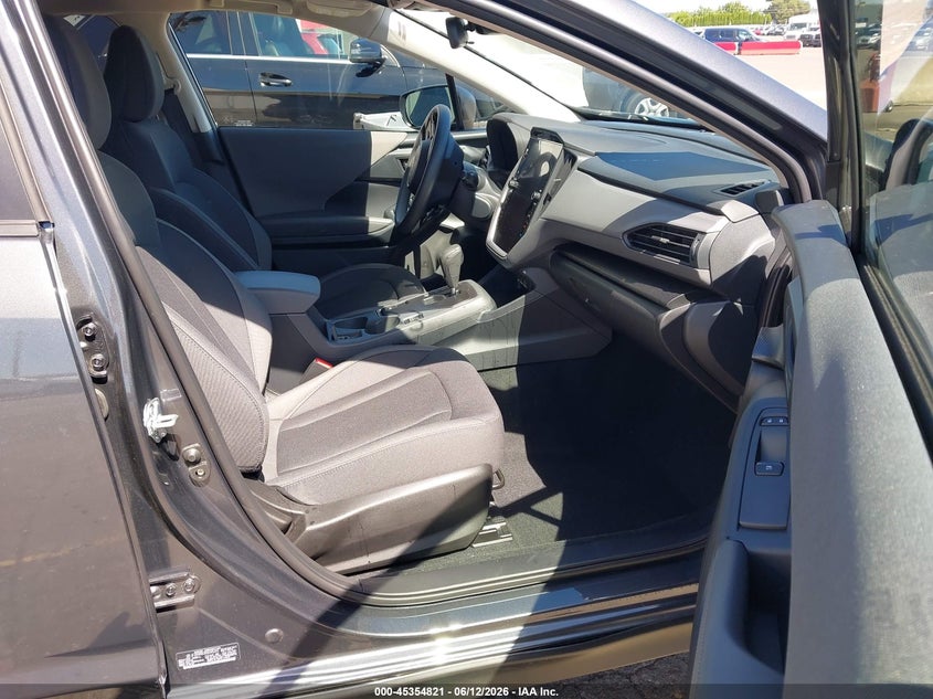 2025 SUBARU CROSSTREK auction photo 5